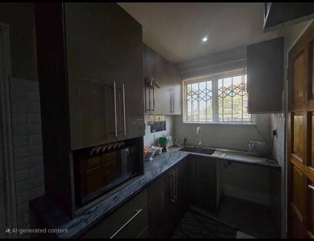 3 BEDROOM HOUSE FOR SALE IN GREENHILLS EXT 3